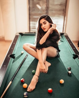 Simrat Kaur feet photo 15