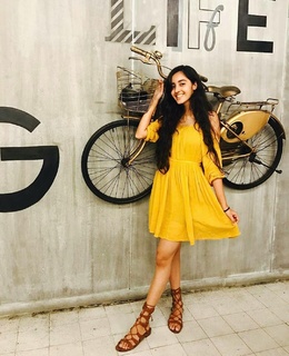 Simrat Kaur feet photo 11