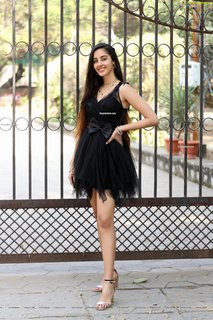 Simrat Kaur feet photo 7