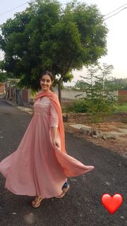 Simrat Kaur feet photo 1
