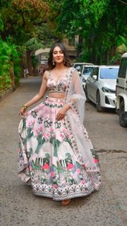 Simrat Kaur feet photo 9