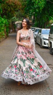 Simrat Kaur feet photo 8