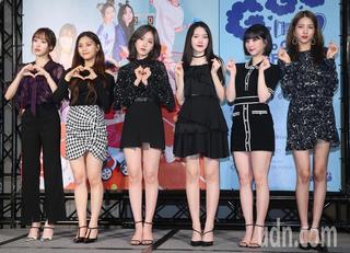 Sinb feet photo 9