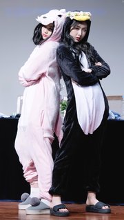 Sinb feet photo 3