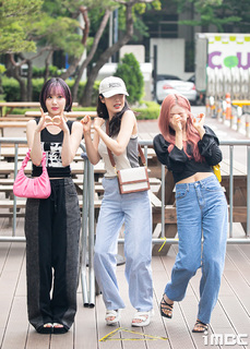 Sinb feet photo 14