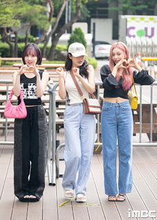 Sinb feet photo 13