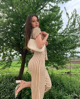 Sinem Özgür feet photo thumbnail