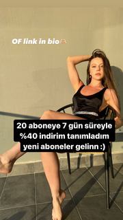 Sinem Özgür feet photo thumbnail