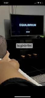 Sinem Özgür feet photo thumbnail