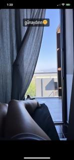 Sinem Özgür feet photo thumbnail