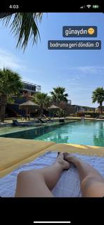 Sinem Özgür feet photo thumbnail