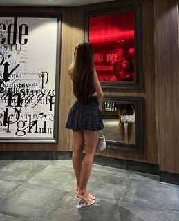 Sinem Özgür feet photo thumbnail