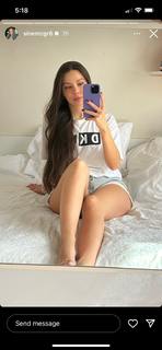 Sinem Özgür feet photo thumbnail