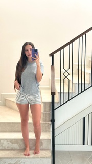 Sinem Özgür feet photo thumbnail