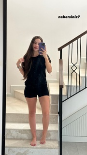 Sinem Özgür feet photo thumbnail