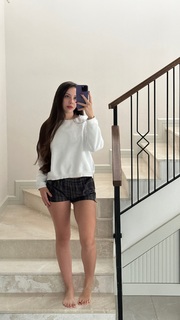 Sinem Özgür feet photo thumbnail