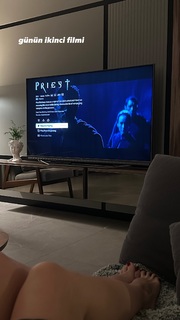 Sinem Özgür feet photo thumbnail