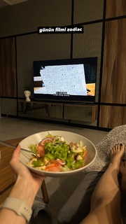 Sinem Özgür feet photo thumbnail