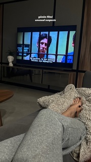 Sinem Özgür feet photo thumbnail