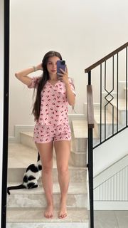 Sinem Özgür feet photo thumbnail