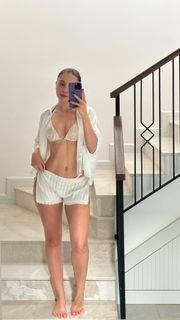 Sinem Özgür feet photo thumbnail