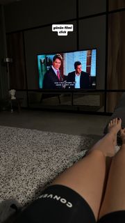 Sinem Özgür feet photo thumbnail