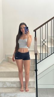 Sinem Özgür feet photo thumbnail