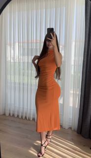 Sinem Özgür feet photo thumbnail