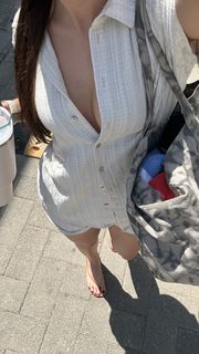 Sinem Özgür feet photo thumbnail