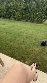 Sinem Özgür feet photo thumbnail