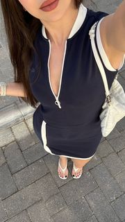 Sinem Özgür feet photo thumbnail