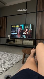 Sinem Özgür feet photo thumbnail