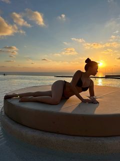 Sinem Özgür feet photo thumbnail