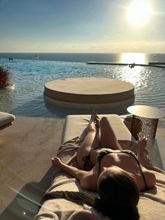 Sinem Özgür feet photo thumbnail