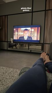 Sinem Özgür feet photo thumbnail