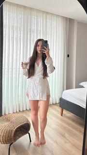 Sinem Özgür feet photo thumbnail