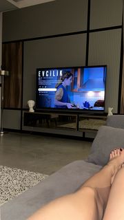 Sinem Özgür feet photo 20