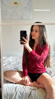 Sinem Özgür feet photo 17