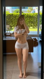 Sinem Özgür feet photo 19