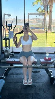 Sinem Özgür feet photo 13