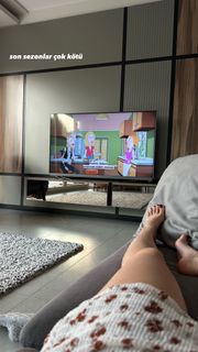 Sinem Özgür feet photo 10