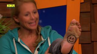 Singa Gätgens feet photo 4
