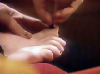 Sinéad O'Connor feet photo 11