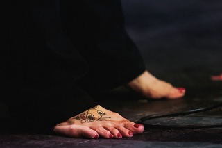 Sinéad O'Connor feet photo 5