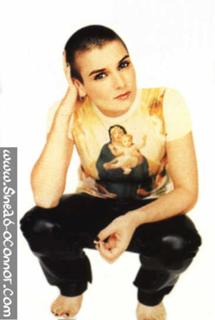 Sinéad O'Connor feet photo 16