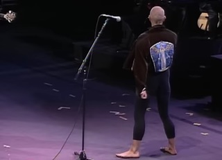 Sinéad O'Connor feet photo 2