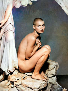 Sinéad O'Connor feet photo 1