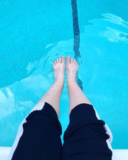 Siobhan Thompson feet photo 4