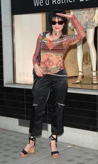 Siouxsie Sioux feet photo 10