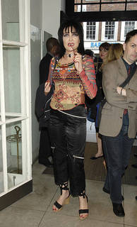 Siouxsie Sioux feet photo 8